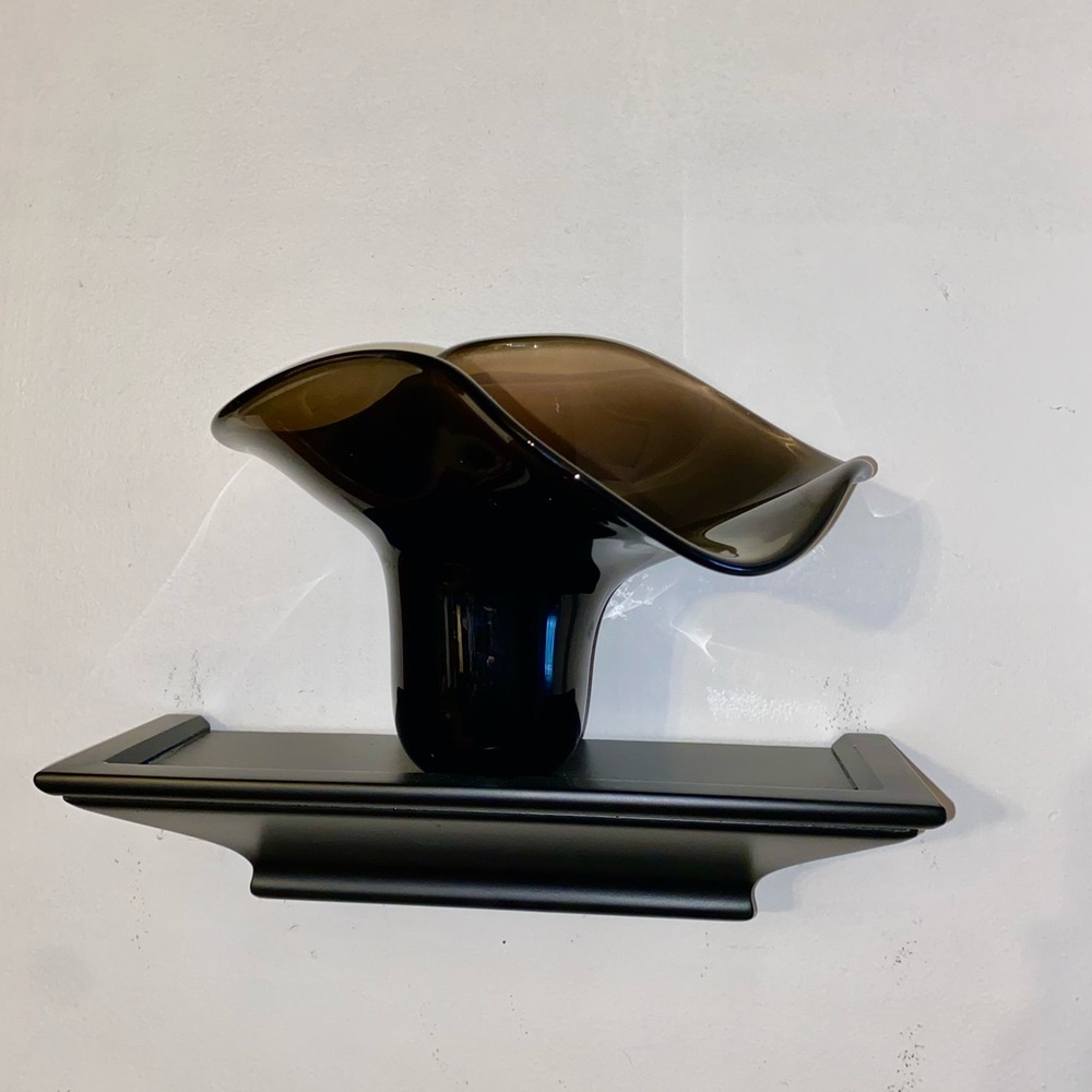 Hand blown vase - Picture 8 of 9
